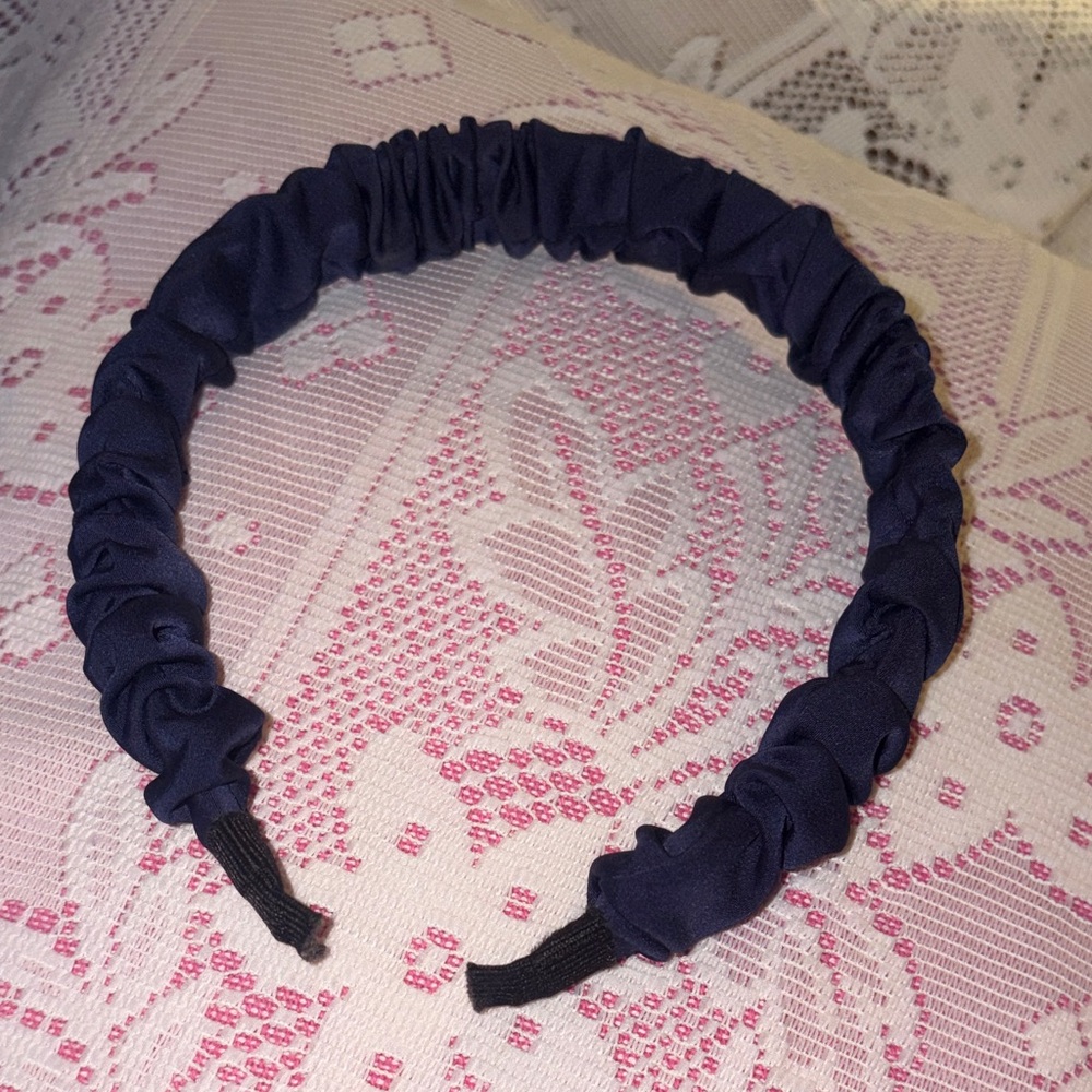 Elegant Navy Blue Scrunched Headband NWOT - Picture 3 of 5